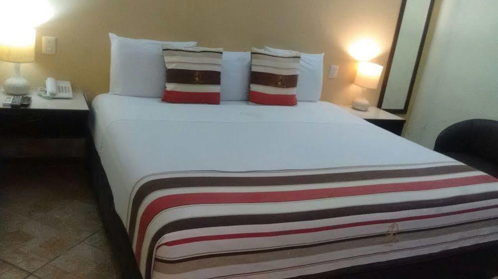 Madero Suites Coatzacoalcos Exteriör bild
